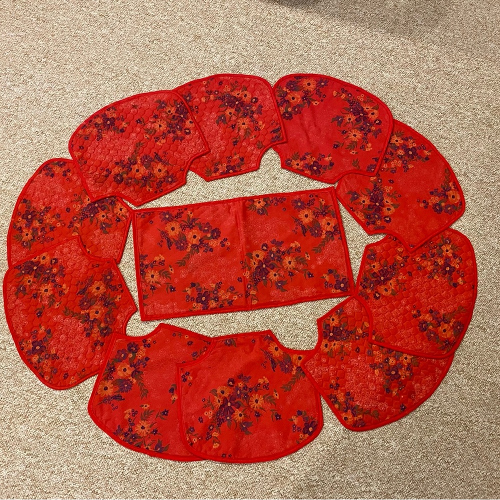 Vintage OOAK Red Floral Quilted Runner and Placemats Set